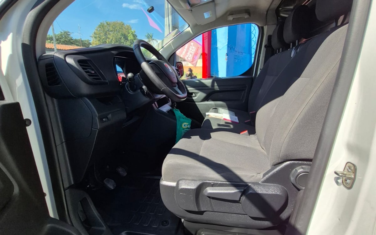 imagem-https://www.socarrao.com.br/sc-vehicle-images-prod/4413139/1792601795301-V2hhdHNBcHAgSW1hZ2UgMjAyNi0wNS0yMCBhdCAwNi41NS4zOSAoMykuanBlZw.jpeg