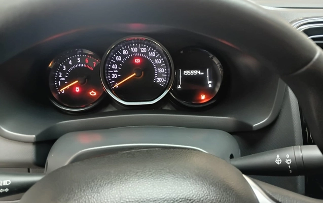 imagem-https://www.socarrao.com.br/sc-vehicle-images-prod/4413178/1792602053068-V2hhdHNBcHAgSW1hZ2UgMjAyNi0xMC0yMSBhdCAwOS4wNy4zMCAoMSkuanBlZw.jpeg