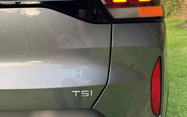 imagem-https://www.socarrao.com.br/sc-vehicle-images-prod/4413211/1792602229025-SW1hZ2VtIGRvIFdoYXRzQXBwIGRlIDIwMjUtMDgtMjEgw6AocykgMTguMjguMzBfODExZDNjYTAuanBn.jpg