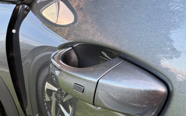 imagem-https://www.socarrao.com.br/sc-vehicle-images-prod/4413211/1792602230186-SW1hZ2VtIGRvIFdoYXRzQXBwIGRlIDIwMjUtMDgtMjEgw6AocykgMTguMjguMzBfNjBhNzk2ZjkuanBn.jpg