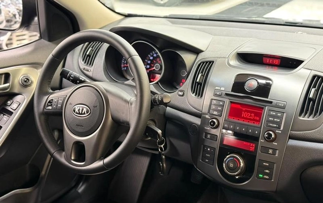 imagem-https://www.socarrao.com.br/sc-vehicle-images-prod/4413238/1792700190475-8563634_3_B_e3b463e1bc.jpeg