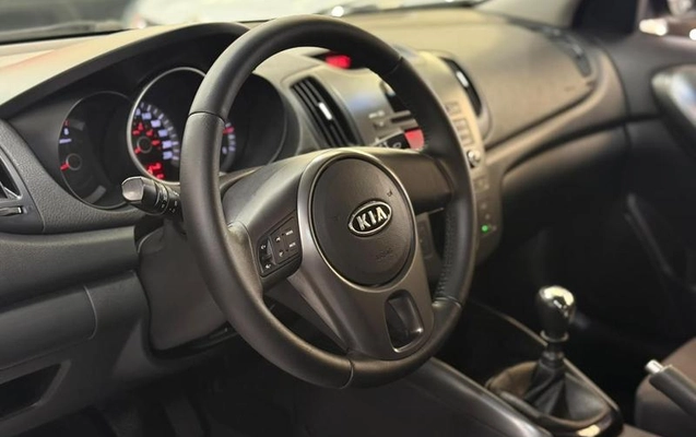 imagem-https://www.socarrao.com.br/sc-vehicle-images-prod/4413238/1792700190480-8563634_8_B_b5c94b0f47.jpeg