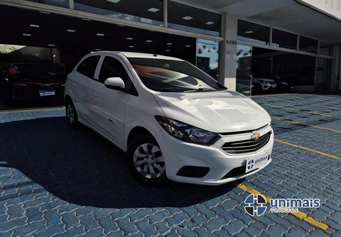 Chevrolet Onix 2017 Branco — foto 1 de 3