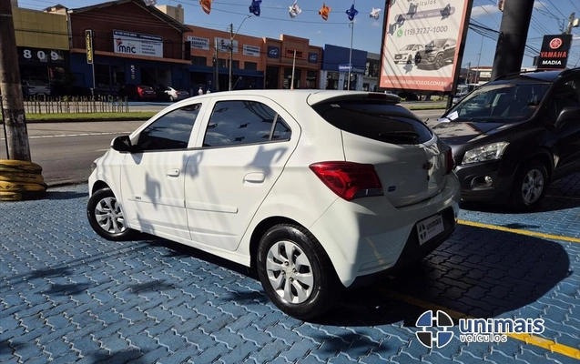 imagem-https://www.socarrao.com.br/sc-vehicle-images-prod/4413253/1792602471765-0ca81fac-0233-4732-a4d5-8f8cc406fac520261021100907.jpeg