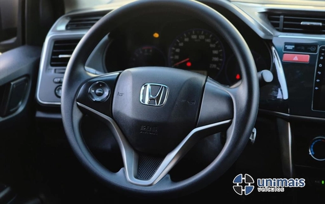 imagem-https://www.socarrao.com.br/sc-vehicle-images-prod/4413280/1792602699245-68670880-fbfb-4840-8ace-5fab18915fb820261021102756.jpeg