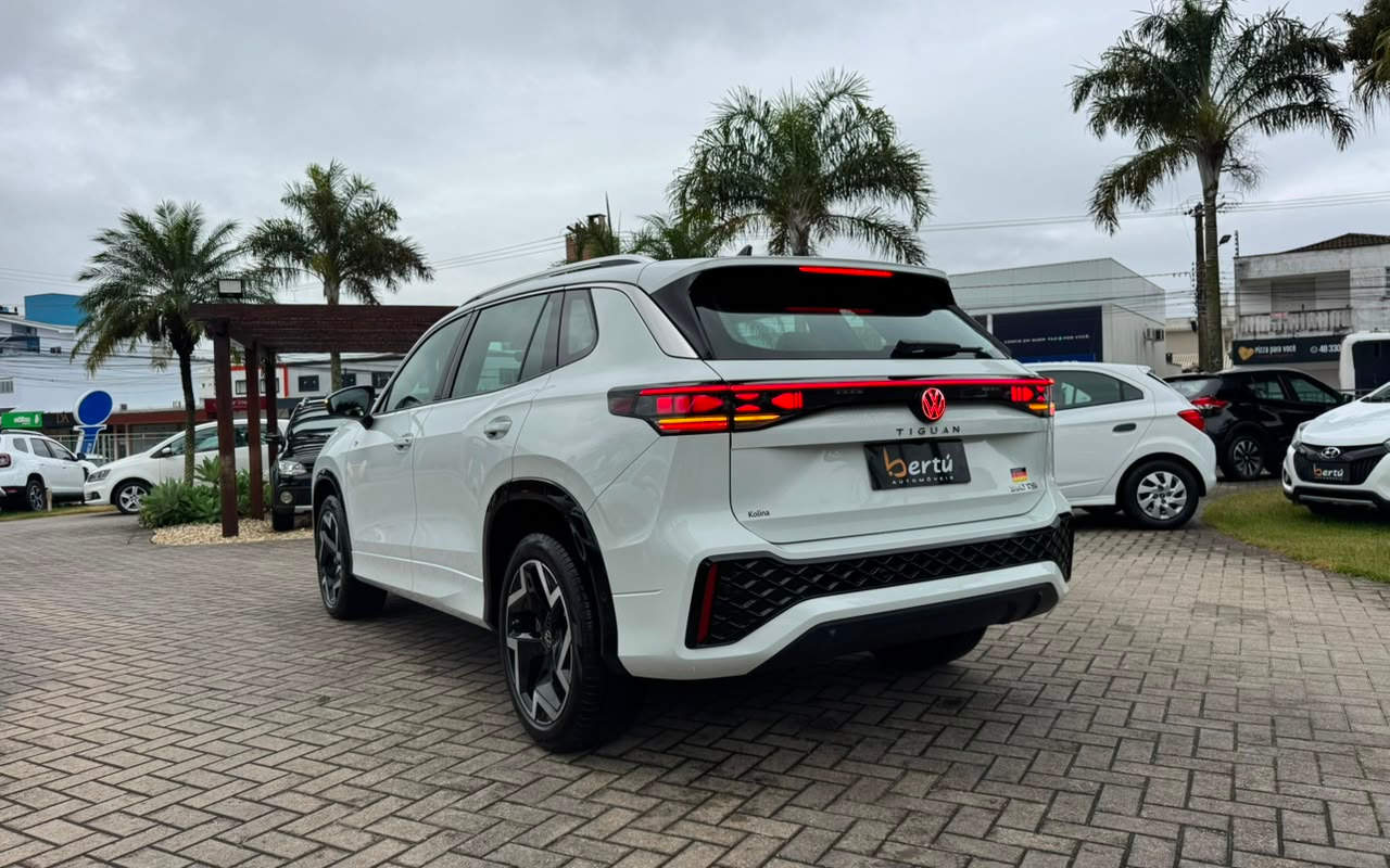 imagem-https://www.socarrao.com.br/sc-vehicle-images-prod/4413295/1792602825617-V2hhdHNBcHAgSW1hZ2UgMjAyNi0wOC0xNCBhdCAxMS4xMi4yNSAoMikuanBlZw.jpeg