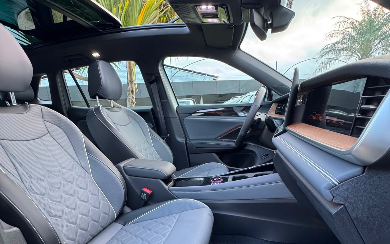 imagem-https://www.socarrao.com.br/sc-vehicle-images-prod/4413295/1792602826018-V2hhdHNBcHAgSW1hZ2UgMjAyNi0wOC0xNCBhdCAxMS4xMi4yMiAoMikuanBlZw.jpeg