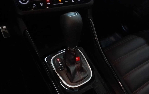 imagem-https://www.socarrao.com.br/sc-vehicle-images-prod/4413312/1792602854745-UDXEasMqMZShWgk7a9pRter8mbXbyTe4tHLP.jpg