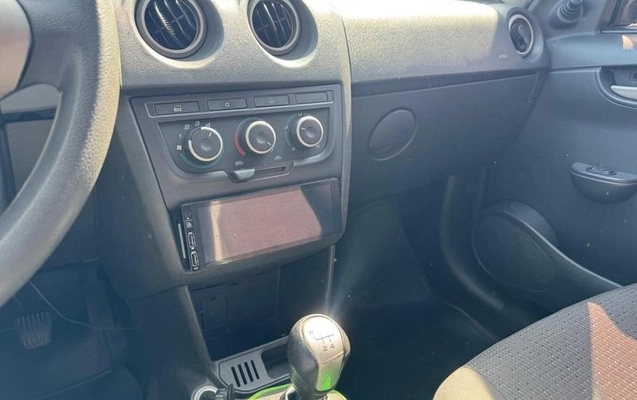 imagem-https://www.socarrao.com.br/sc-vehicle-images-prod/4413314/1792613163220-8584979_8_B_9658e55898.jpeg