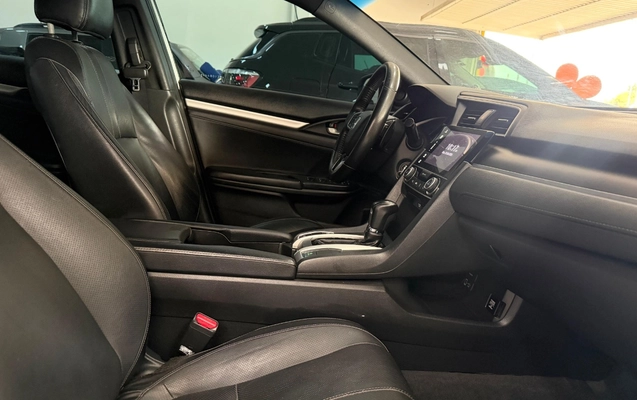 imagem-https://www.socarrao.com.br/sc-vehicle-images-prod/4413317/1792602864565-V2hhdHNBcHAgSW1hZ2UgMjAyNi0xMC0yMSBhdCAxMy40OC4xMy5qcGVn.jpeg