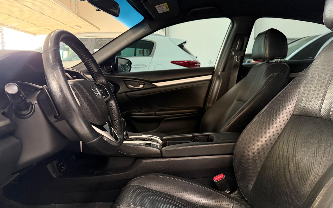 imagem-https://www.socarrao.com.br/sc-vehicle-images-prod/4413317/1792602864712-V2hhdHNBcHAgSW1hZ2UgMjAyNi0xMC0yMSBhdCAxMy40OC4xMiAoMykuanBlZw.jpeg