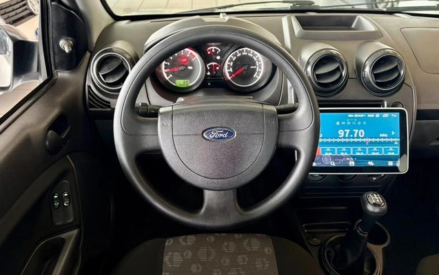 imagem-https://www.socarrao.com.br/sc-vehicle-images-prod/4413324/1792691586322-8585120_9_B_c41f37e5b0.jpeg