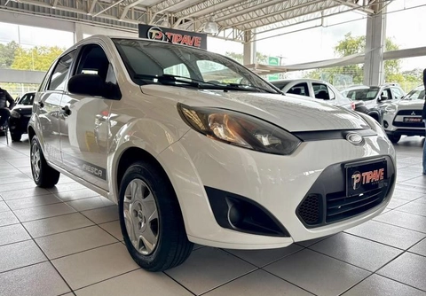 Ford Fiesta 2013 Branco — foto 1 de 3