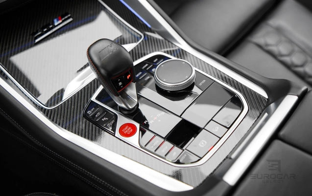 imagem-https://www.socarrao.com.br/sc-vehicle-images-prod/4413326/1792691143323-d582bc18-cab2-49cd-a43b-0028d3b15325.jpg