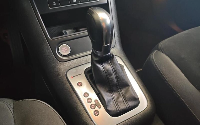 imagem-https://www.socarrao.com.br/sc-vehicle-images-prod/4413337/1792677440596-8575201_13_B_0dc3131bf8.jpeg