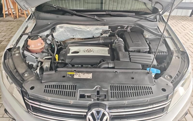 imagem-https://www.socarrao.com.br/sc-vehicle-images-prod/4413337/1792677440603-8575201_12_B_7cfa75edbe.jpeg
