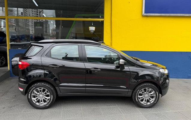 imagem-https://www.socarrao.com.br/sc-vehicle-images-prod/4413338/1792603894076-239ed74a16334945b4a7b4c5af1e07c3_1792602620438.jpg