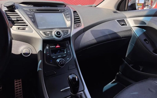 imagem-https://www.socarrao.com.br/sc-vehicle-images-prod/4413359/1792605933107-8585900_10_B_9bb20f127d.jpeg
