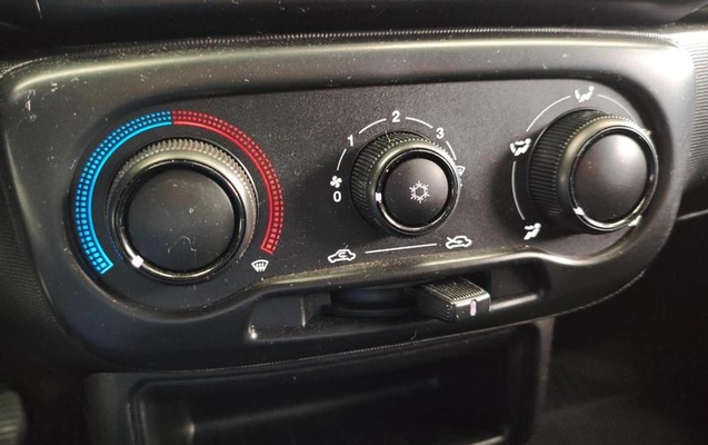 imagem-https://www.socarrao.com.br/sc-vehicle-images-prod/4413364/1792677731057-8573369_15_B_014923a29f.jpeg