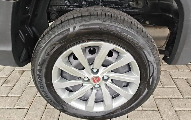 imagem-https://www.socarrao.com.br/sc-vehicle-images-prod/4413364/1792677731061-8573369_8_B_5fd69783b7.jpeg