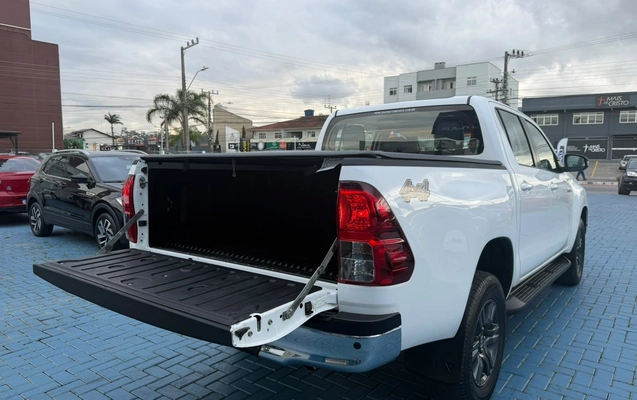 imagem-https://www.socarrao.com.br/sc-vehicle-images-prod/4413390/1792605214823-d42b890257e341f49183b0be190de0db_1792603240009.jpg