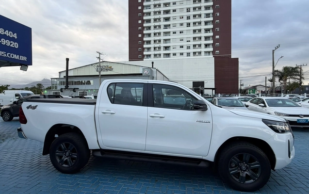imagem-https://www.socarrao.com.br/sc-vehicle-images-prod/4413390/1792605214829-0ede93dab28e48c1b2cda34731fdd486_1792603240036.jpg