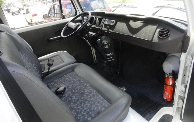 imagem-https://www.socarrao.com.br/sc-vehicle-images-prod/4413396/1792604019363-8592150_8_B_6017605d6f.jpeg