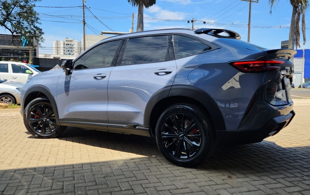 imagem-https://www.socarrao.com.br/sc-vehicle-images-prod/4413399/1792603487598-954b6eb3-bc32-41ae-b6a6-b40452d0fc41.jpg