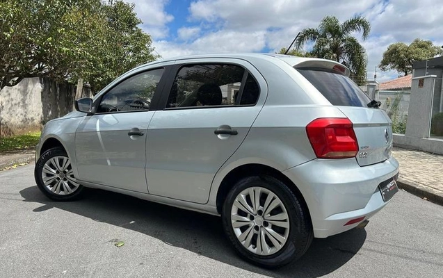 imagem-https://www.socarrao.com.br/sc-vehicle-images-prod/4413416/1792613573459-8588467_8_B_897298289d.jpeg
