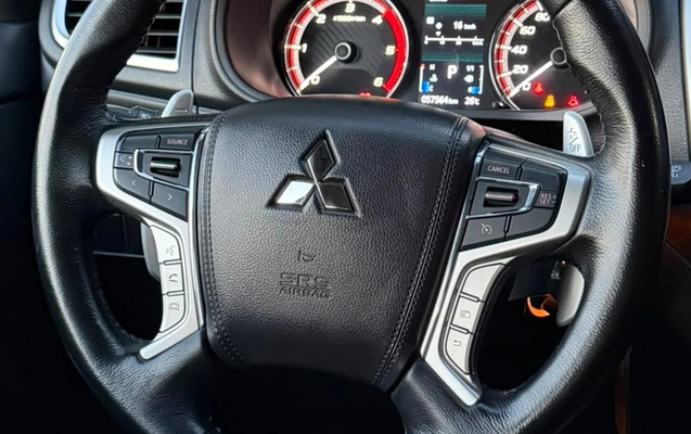imagem-https://www.socarrao.com.br/sc-vehicle-images-prod/4413426/1792603673717-V2hhdHNBcHAgSW1hZ2UgMjAyNi0wOS0yOSBhdCAxMC4zMy4zOCAoNSkuanBlZw.jpeg