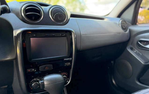 imagem-https://www.socarrao.com.br/sc-vehicle-images-prod/4413481/1792611535352-e007efad-bf8c-493c-800a-61ac18c0c1b2.jpg
