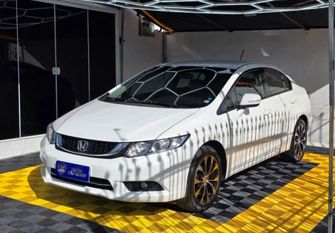 Honda Civic 2016 Branco — foto 1 de 3