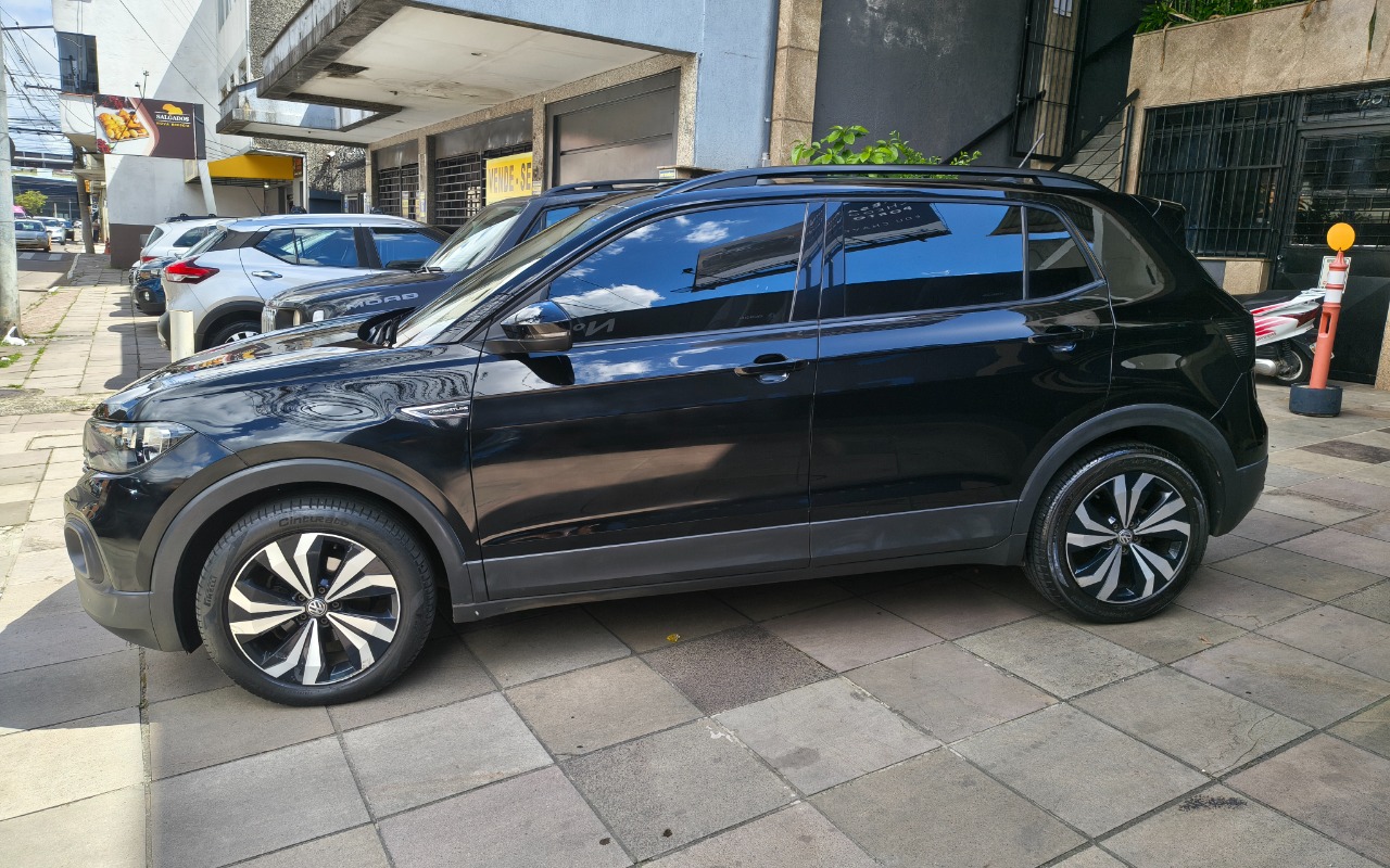 imagem-https://www.socarrao.com.br/sc-vehicle-images-prod/4413506/1792604311854-SU1HXzIwMjYxMDE5XzEzMzM0Njk4N19IRFIuanBn.jpg