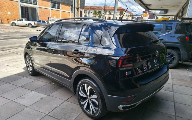 imagem-https://www.socarrao.com.br/sc-vehicle-images-prod/4413506/1792604311982-SU1HXzIwMjYxMDE5XzEzMzM1NjQyM19IRFIuanBn.jpg