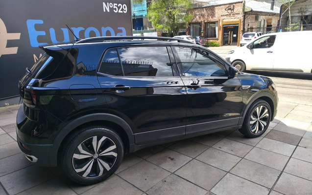 imagem-https://www.socarrao.com.br/sc-vehicle-images-prod/4413506/1792604312361-SU1HXzIwMjYxMDE5XzEzMzQxMDYzMl9IRFIuanBn.jpg