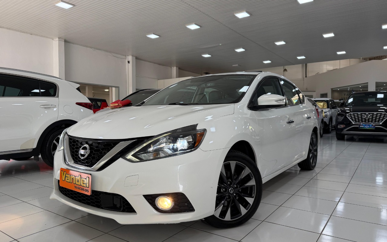 Nissan Sentra 2018 Branco — foto 1 de 3