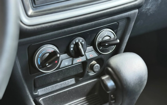 imagem-https://www.socarrao.com.br/sc-vehicle-images-prod/4413520/1792604526141-003_baa251042a36af9f4e6b910a74d2ed61.jpg