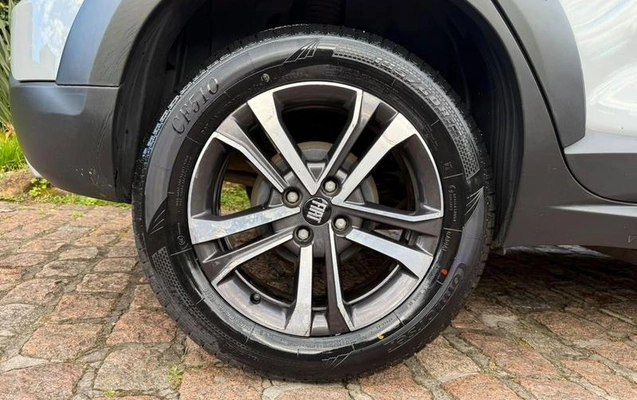 imagem-https://www.socarrao.com.br/sc-vehicle-images-prod/4413568/1792604758910-8584431_2_B_b31b8b67fd.jpeg