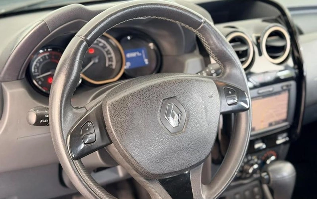 imagem-https://www.socarrao.com.br/sc-vehicle-images-prod/4413570/1792847577828-8580731_6_B_6380e51a83.jpeg