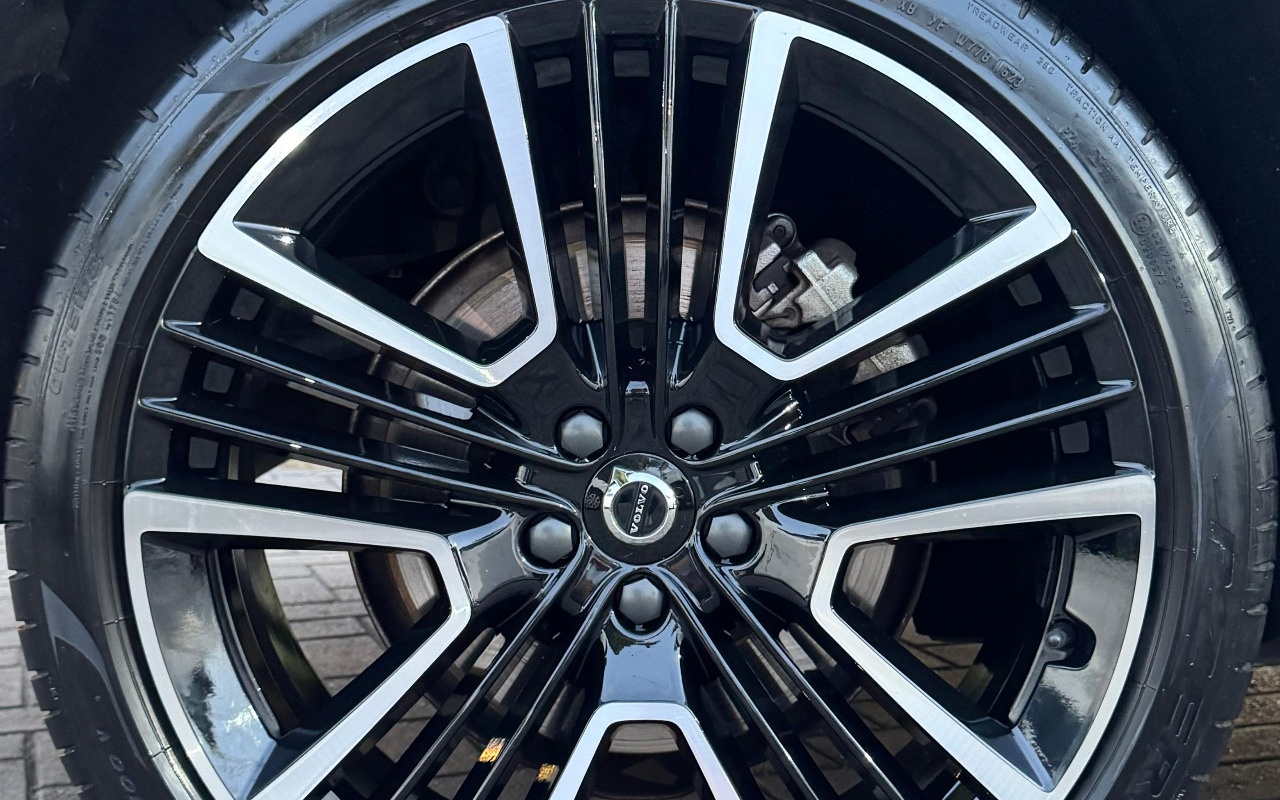 imagem-https://www.socarrao.com.br/sc-vehicle-images-prod/4413583/1792604888959-SW1hZ2VtIGRvIFdoYXRzQXBwIGRlIDIwMjUtMDgtMDIgw6AocykgMDkuMTYuNDNfNDYxMzI0ZWMuanBn.jpg