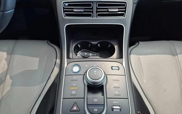 imagem-https://www.socarrao.com.br/sc-vehicle-images-prod/4413601/1792604985507-8592498_4_B_9aaf5d99b0.jpeg