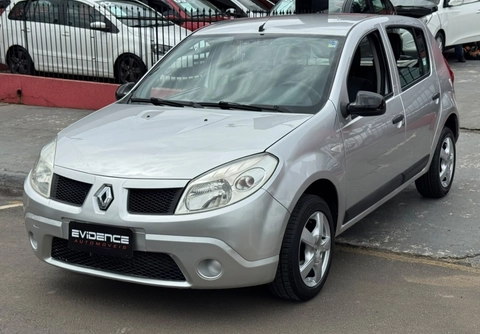 Renault Sandero 2009 Prata — foto 1 de 3