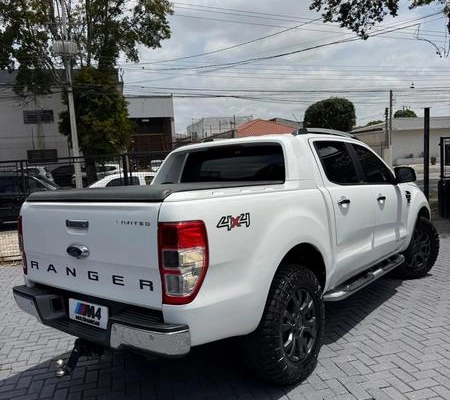 imagem-https://www.socarrao.com.br/sc-vehicle-images-prod/4413662/1792613362881-8592332_1_B_1ab93e676e.jpeg