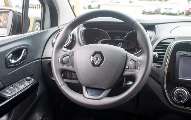 imagem-https://www.socarrao.com.br/sc-vehicle-images-prod/4413666/1792605542635-d10f2baa506b46c7b317d23ef55fa657_1792604392704.jpg