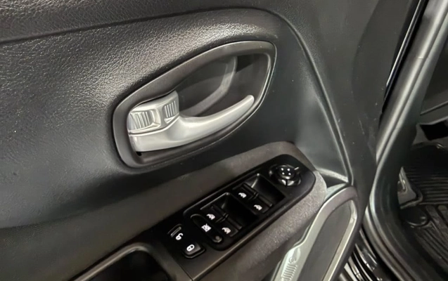 imagem-https://www.socarrao.com.br/sc-vehicle-images-prod/4413710/1792605736869-vehicle_image_1792605546_9aa2878d48d7d74e0c254323ed653f03.jpeg