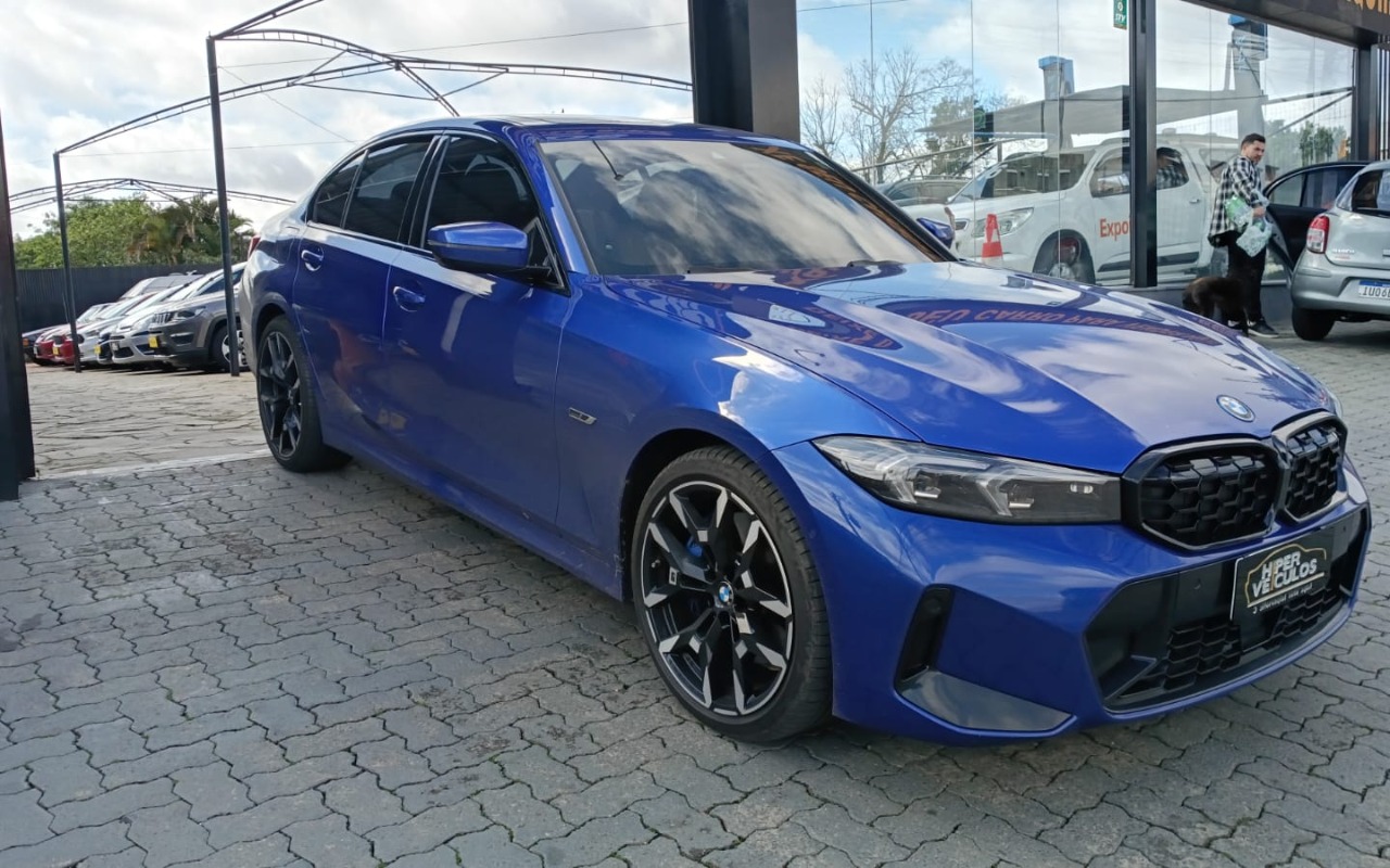Bmw 330e 2024 Azul — foto 1 de 3