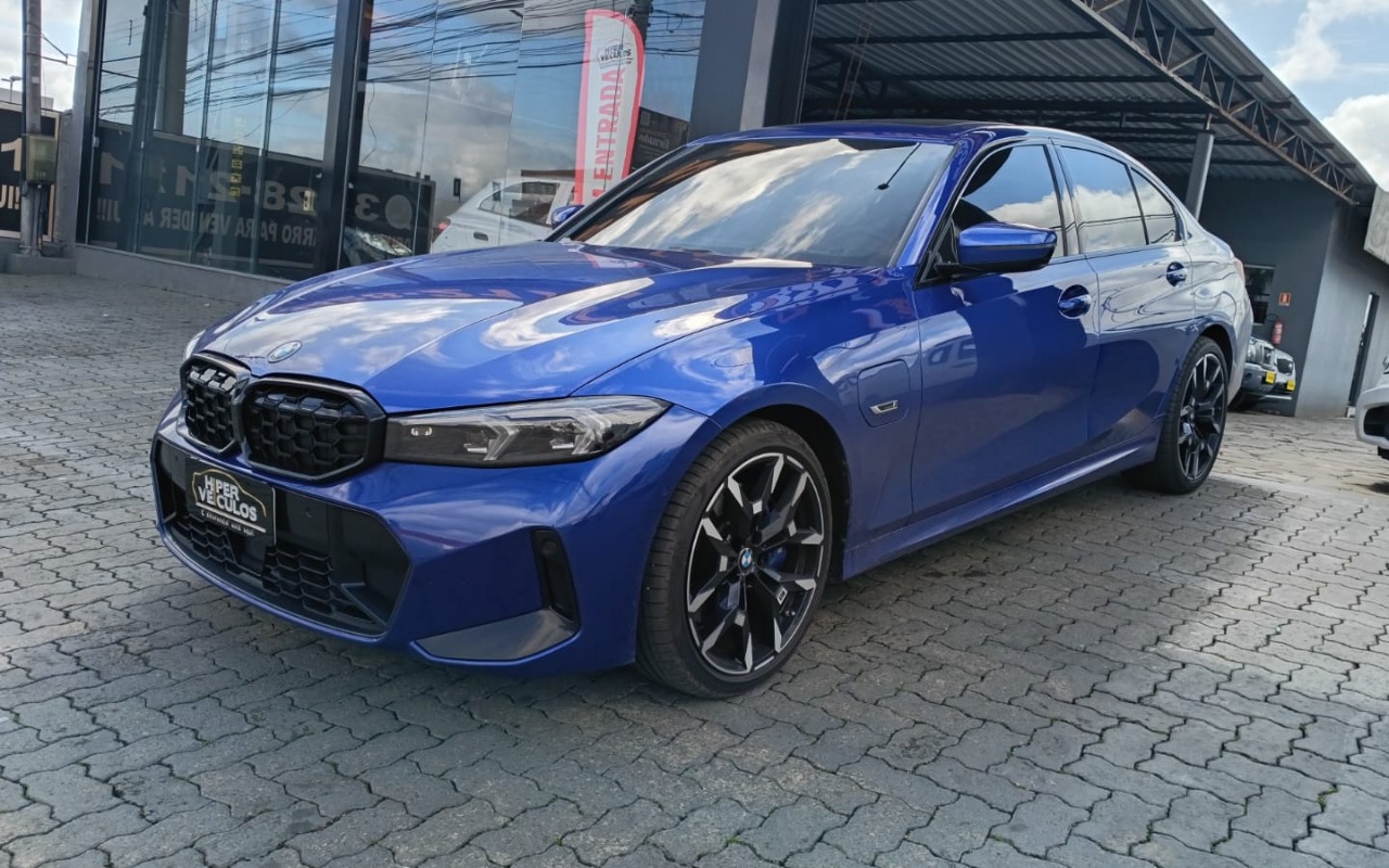 imagem-https://www.socarrao.com.br/sc-vehicle-images-prod/4413753/1792606035181-NmM1MzE3NjQtZDM1ZS00NjRlLTlmMmYtYTU4YjVlYzRhYzFkLmpwZw.jpg
