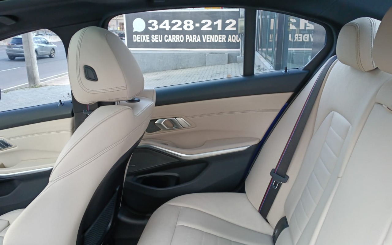 imagem-https://www.socarrao.com.br/sc-vehicle-images-prod/4413753/1792606035603-NDNiOTY1NTgtNmMzOS00MzI0LWJlMzEtOTgxZjQ2YzY3NDIyLmpwZw.jpg