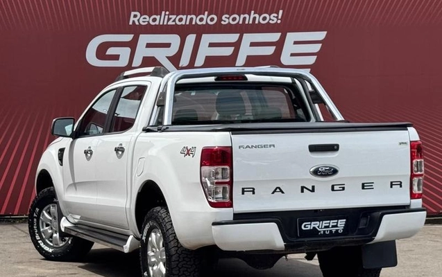imagem-https://www.socarrao.com.br/sc-vehicle-images-prod/4413754/1792606037540-8557612_5_B_c65a526a3c.jpeg