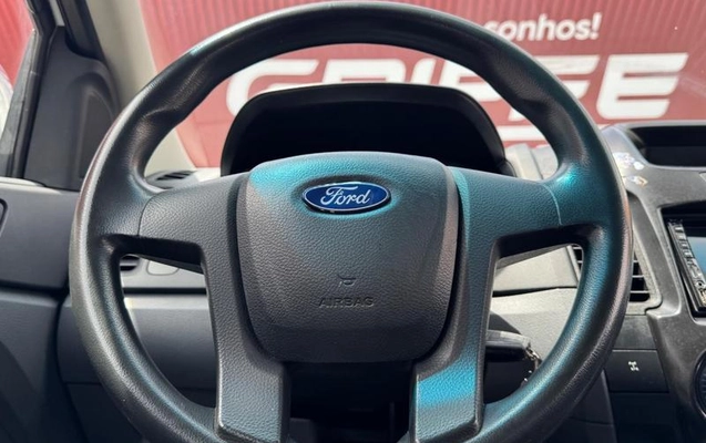 imagem-https://www.socarrao.com.br/sc-vehicle-images-prod/4413754/1792606037548-8557612_9_B_459996c0c8.jpeg